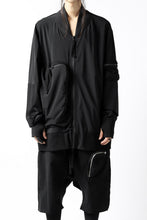 画像をギャラリービューアに読み込む, thomkrom RADICAL ZIP-POC TECH BOMBER JACKET (BLACK)