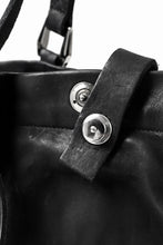 画像をギャラリービューアに読み込む, ISAMU KATAYAMA BACKLASH TOTE BAG / DOUBLE-SHOULDER OBJECT DYED (BLACK)