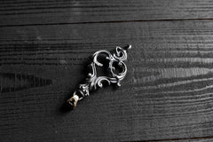 画像をギャラリービューアに読み込む, VANITAS / Pendant Head / VH-201-Sv *