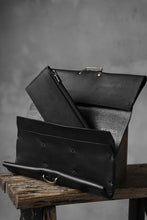 Load image into Gallery viewer, KLASICA LONG WALLET / TEMPESTI OILED COW BENDS LEATHER (BLACK)