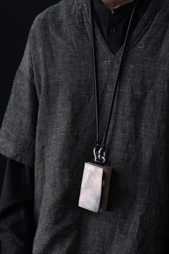 画像をギャラリービューアに読み込む, ierib smart folding neck wallet / Marble Cordovan (GREY-A)