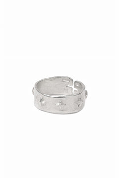 画像をギャラリービューアに読み込む, m.a+ silver stitched multiple cross ring / AG518/AG (SILVER)