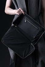 画像をギャラリービューアに読み込む, ierib onepiece clutch-bag / Shell Cordovan (MARBLE GREY #B)