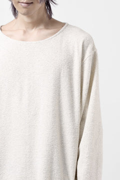 Load image into Gallery viewer, ISAMU KATAYAMA BACKLASH RANDOM PILE FABRIC LONG SLEEVE CUT & SEWN (BEIGE)