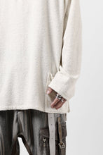 画像をギャラリービューアに読み込む, ISAMU KATAYAMA BACKLASH RANDOM PILE FABRIC L/S RELAXY TOPS (BEIGE)