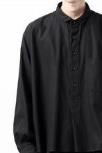 画像をギャラリービューアに読み込む, KLASICA SH-040 OVERSIZED SHORT PULLOVER SHIRT / DRY BACK TWILL (BLACK)
