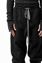 画像をギャラリービューアに読み込む, A.F ARTEFACT "FLUFFY" EMBROIDERED TRACK PANTS / BomberFLEECE (BLACK)