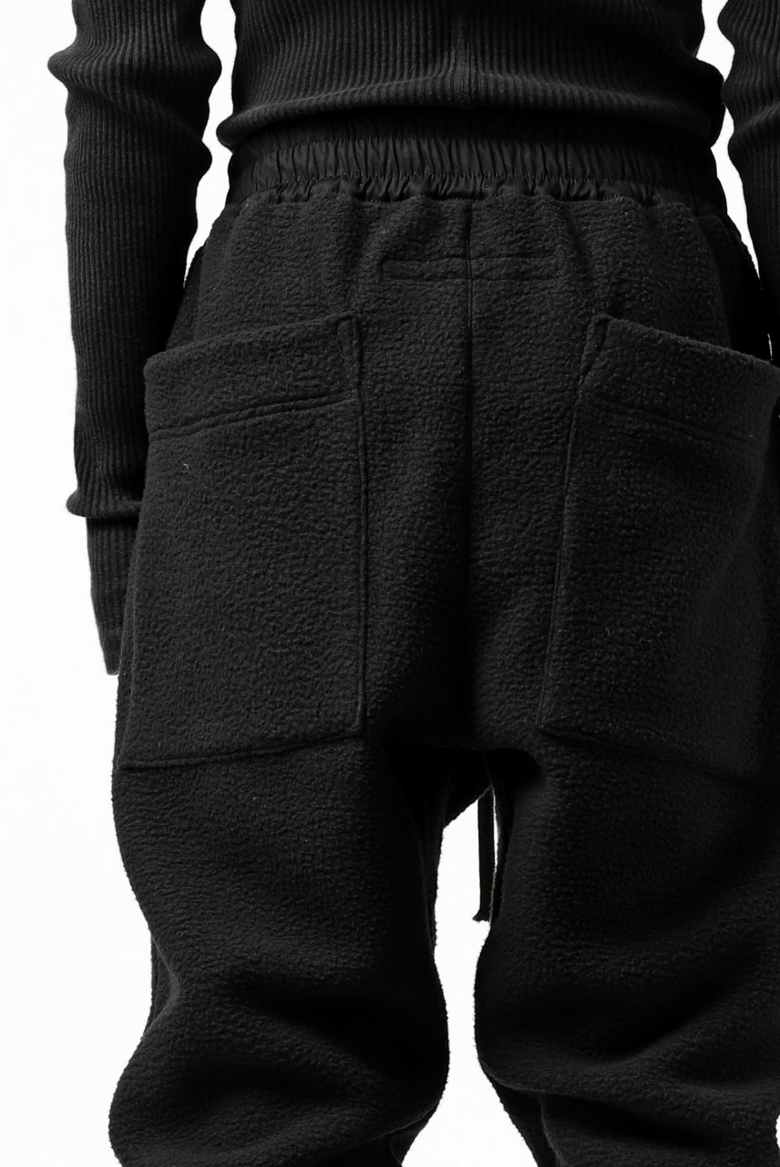 画像をギャラリービューアに読み込む, A.F ARTEFACT "FLUFFY" EMBROIDERED TRACK PANTS / BomberFLEECE (BLACK)
