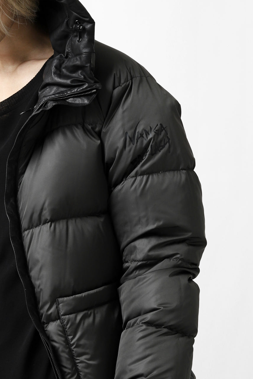 Load image into Gallery viewer, ISAMU KATAYAMA BACKLASH xx NANGA REVERSIBLE AURORA DOWN JACKET / KANGAROO + NYLON x POLISH WHITE GOOSE (BLACK x GREY)