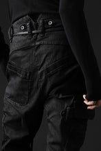 画像をギャラリービューアに読み込む, masnada SLIM JEANS / REPURPOSED STRETCH (BLACK HAND SMEARED RESIN)