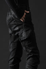 画像をギャラリービューアに読み込む, masnada SLIM JEANS / REPURPOSED STRETCH (BLACK HAND SMEARED RESIN)