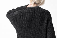 Load image into Gallery viewer, CAPERTICA HEAVY KNIT SWEATER TOP / BABY ALPACA (MIX BLACK)