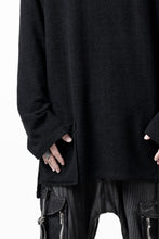 Load image into Gallery viewer, ISAMU KATAYAMA BACKLASH RANDOM PILE FABRIC LONG SLEEVE CUT & SEWN (BLACK)