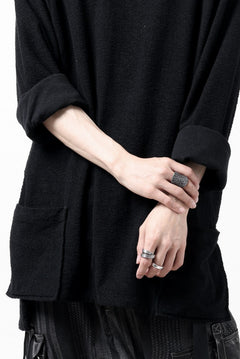Load image into Gallery viewer, ISAMU KATAYAMA BACKLASH RANDOM PILE FABRIC LONG SLEEVE CUT & SEWN (BLACK)