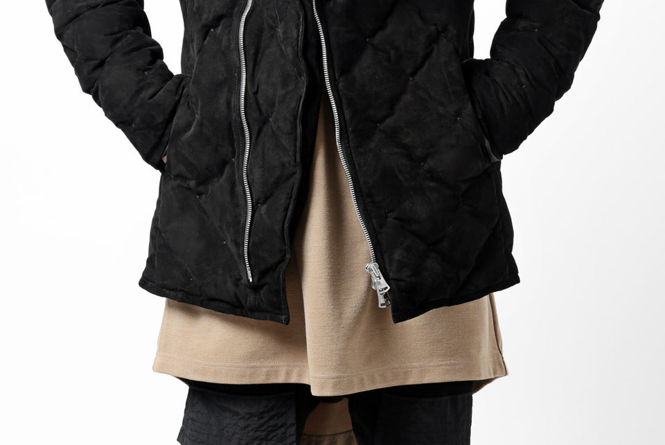 画像をギャラリービューアに読み込む, ISAMU KATAYAMA BACKLASH HOODED DOWN JACKET / KANGAROO REVERSE + POLISH WHITE GOOSE (BLACK)