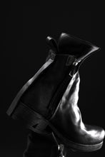 画像をギャラリービューアに読み込む, BORIS BIDJAN SABERI HORSE LEATHER SIDE ZIP BOOTS / OBJECT DYED & MOLDED "BOOT1-F2519M" (BLACK)