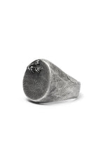Load image into Gallery viewer, Holzpuppe Barnacle Vertical Oval Silver Ring (BR-519)