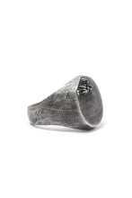 Load image into Gallery viewer, Holzpuppe Barnacle Vertical Oval Silver Ring (BR-519)