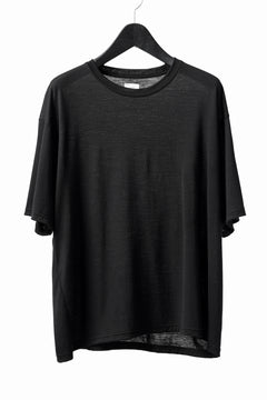 Load image into Gallery viewer, CAPERTICA OVERSIZED H/S TEE / SUPER 120s WASHABLE WOOL JERSEY (BLACK)