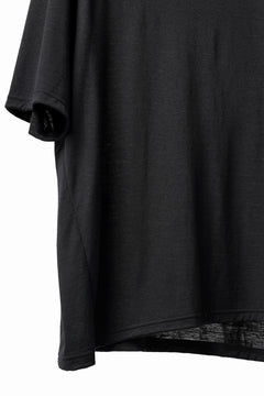 Load image into Gallery viewer, CAPERTICA OVERSIZED H/S TEE / SUPER 120s WASHABLE WOOL JERSEY (BLACK)