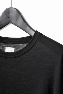 Load image into Gallery viewer, CAPERTICA OVERSIZED H/S TEE / SUPER 120s WASHABLE WOOL JERSEY (BLACK)