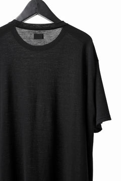 Load image into Gallery viewer, CAPERTICA OVERSIZED H/S TEE / SUPER 120s WASHABLE WOOL JERSEY (BLACK)