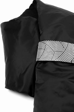 画像をギャラリービューアに読み込む, FACETASM x JIM LAMBIE LONG DOWN MUFFLER (BLACK)