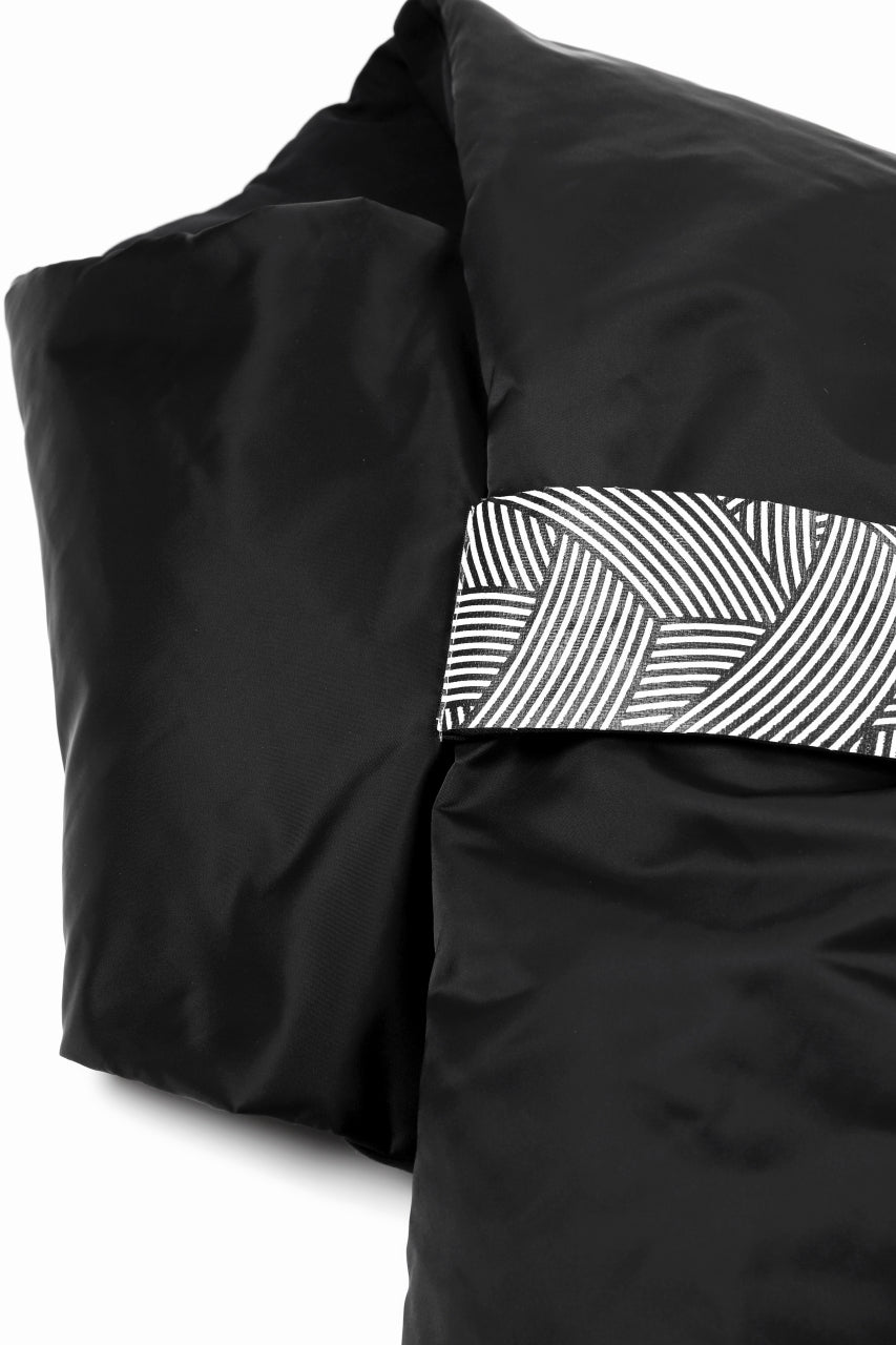 画像をギャラリービューアに読み込む, FACETASM x JIM LAMBIE LONG DOWN MUFFLER (BLACK)