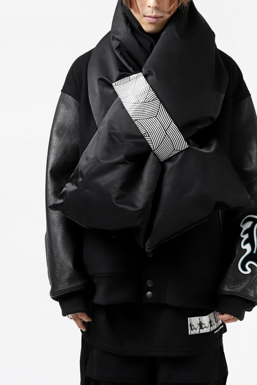 画像をギャラリービューアに読み込む, FACETASM x JIM LAMBIE LONG DOWN MUFFLER (BLACK)