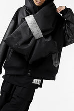 画像をギャラリービューアに読み込む, FACETASM x JIM LAMBIE LONG DOWN MUFFLER (BLACK)