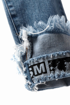 Load image into Gallery viewer, FACETASM CROPPED PRINT DENIM PANTS (INDIGO)