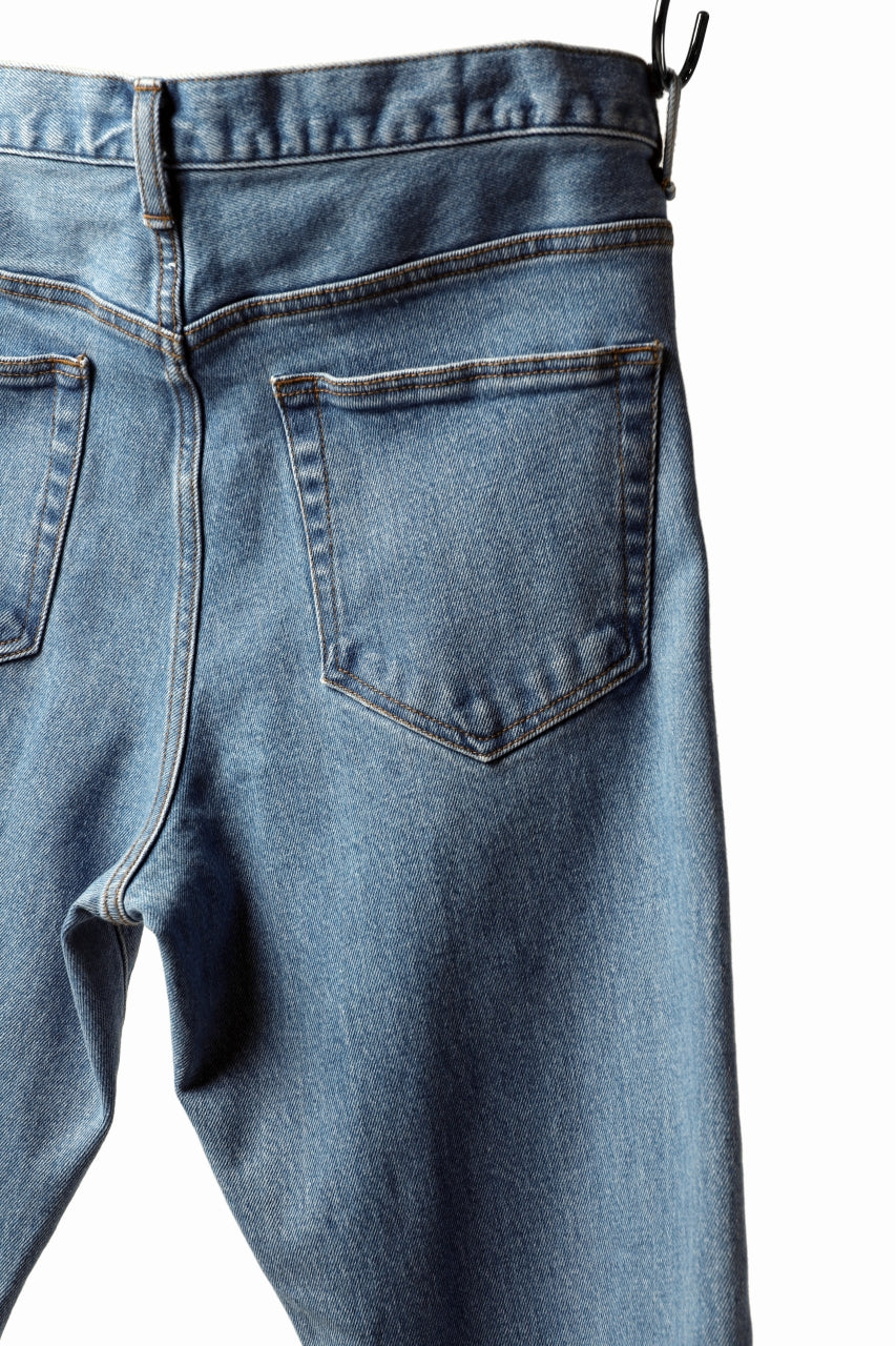 Load image into Gallery viewer, FACETASM CROPPED PRINT DENIM PANTS (INDIGO)