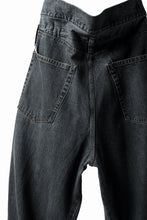 画像をギャラリービューアに読み込む, FACETASM SUPER BIG DENIM PANTS (BLACK)