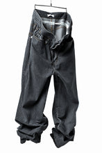 画像をギャラリービューアに読み込む, FACETASM SUPER BIG DENIM PANTS (BLACK)