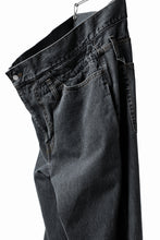 画像をギャラリービューアに読み込む, FACETASM SUPER BIG DENIM PANTS (BLACK)