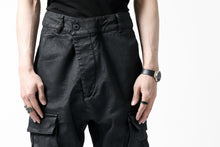 画像をギャラリービューアに読み込む, 11 BY BORIS BIDJAN SABERI CARGO POCKET PANTS / PIGMENT DYED "P21B-F-1481" (DARK BLUE)