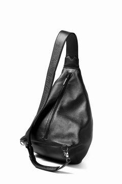 画像をギャラリービューアに読み込む, discord Yohji Yamamoto TUCK ONE SHOULDER BAG / NATURAL SHRINK CALF LEATHER (BLACK)