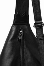 画像をギャラリービューアに読み込む, discord Yohji Yamamoto TUCK ONE SHOULDER BAG / NATURAL SHRINK CALF LEATHER (BLACK)