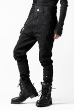 Load image into Gallery viewer, DEFORMATER.® "SPLASH" SLIM FIT JEANS WITH FLAP DETAIL / VERTICAL DENIM (BLACK OVER DYED)