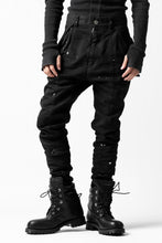 Load image into Gallery viewer, DEFORMATER.® "SPLASH" SLIM FIT JEANS WITH FLAP DETAIL / VERTICAL DENIM (BLACK OVER DYED)