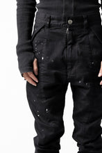 Load image into Gallery viewer, DEFORMATER.® "SPLASH" SLIM FIT JEANS WITH FLAP DETAIL / VERTICAL DENIM (BLACK OVER DYED)