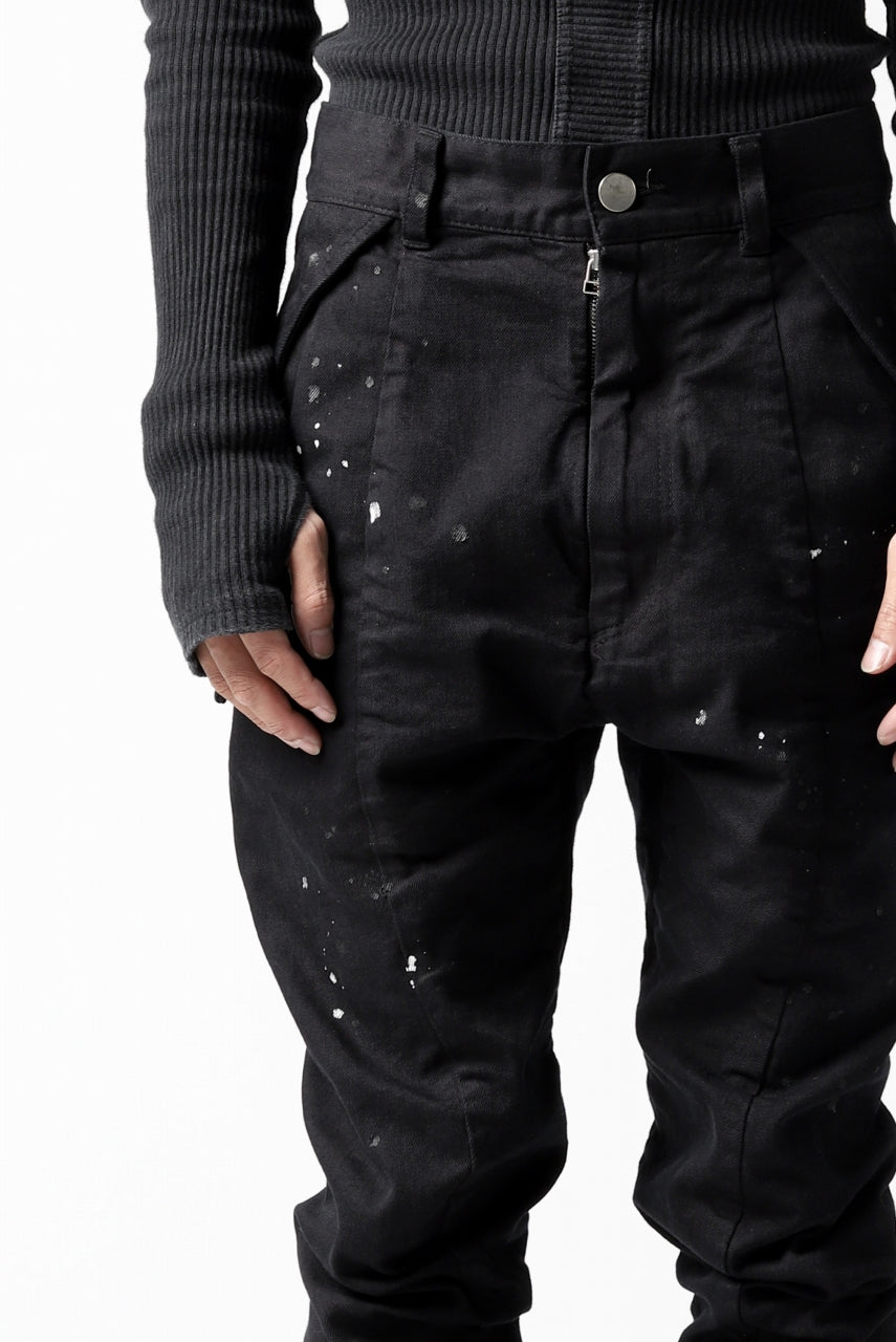 Load image into Gallery viewer, DEFORMATER.® "SPLASH" SLIM FIT JEANS WITH FLAP DETAIL / VERTICAL DENIM (BLACK OVER DYED)