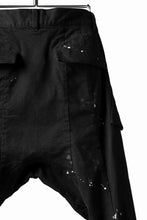 Load image into Gallery viewer, DEFORMATER.® "SPLASH" SLIM FIT JEANS WITH FLAP DETAIL / VERTICAL DENIM (BLACK OVER DYED)
