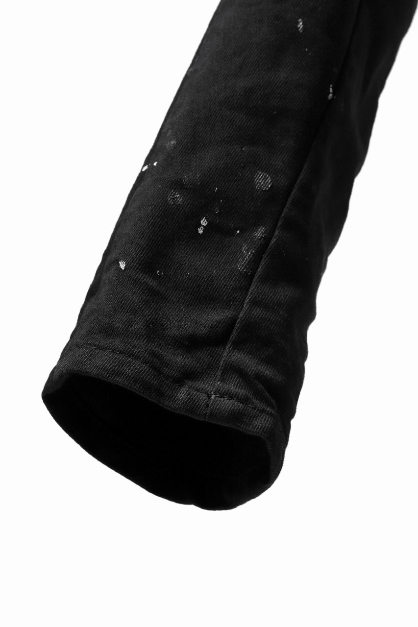 Load image into Gallery viewer, DEFORMATER.® "SPLASH" SLIM FIT JEANS WITH FLAP DETAIL / VERTICAL DENIM (BLACK OVER DYED)