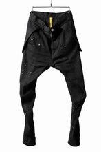 Load image into Gallery viewer, DEFORMATER.® "SPLASH" SLIM FIT JEANS WITH FLAP DETAIL / VERTICAL DENIM (BLACK OVER DYED)