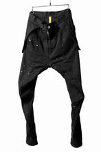 Load image into Gallery viewer, DEFORMATER.® "SPLASH" SLIM FIT JEANS WITH FLAP DETAIL / VERTICAL DENIM (BLACK OVER DYED)