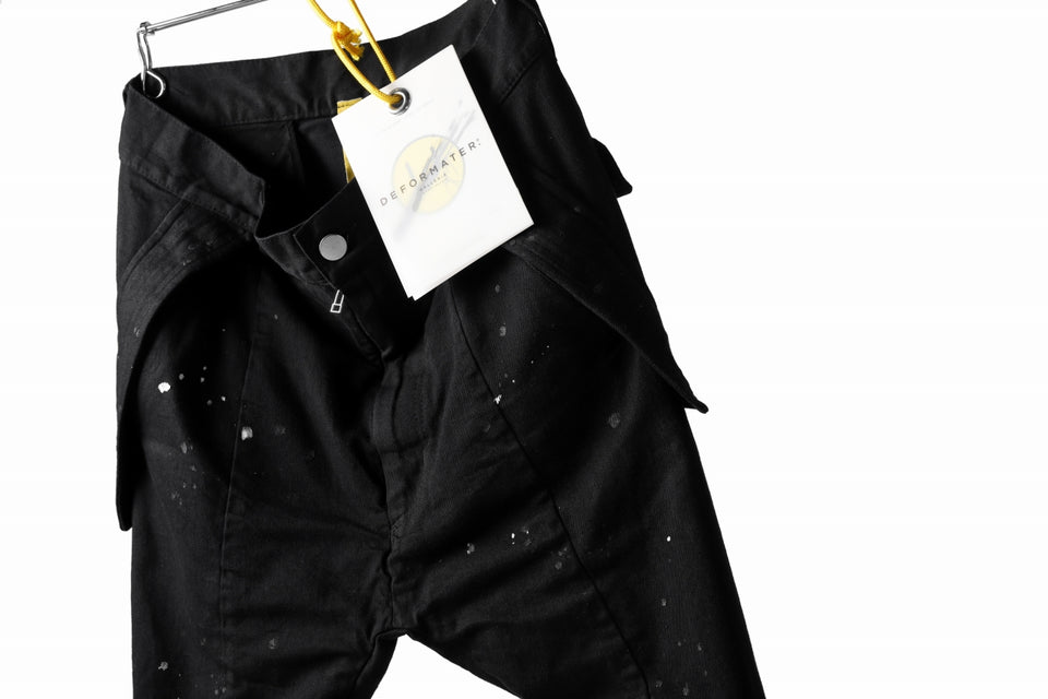 Load image into Gallery viewer, DEFORMATER.® "SPLASH" SLIM FIT JEANS WITH FLAP DETAIL / VERTICAL DENIM (BLACK OVER DYED)