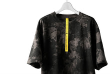 Load image into Gallery viewer, DEFORMATER.® "SPLASH" BACK LOGO TEE / MOTTLED DYING (CHARCOAL)