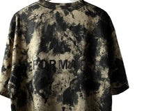 Load image into Gallery viewer, DEFORMATER.® "SPLASH" BACK LOGO TEE / MOTTLED DYING (LIGHT BEIGE)