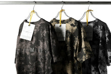 Load image into Gallery viewer, DEFORMATER.® "SPLASH" BACK LOGO TEE / MOTTLED DYING (LIGHT BEIGE)